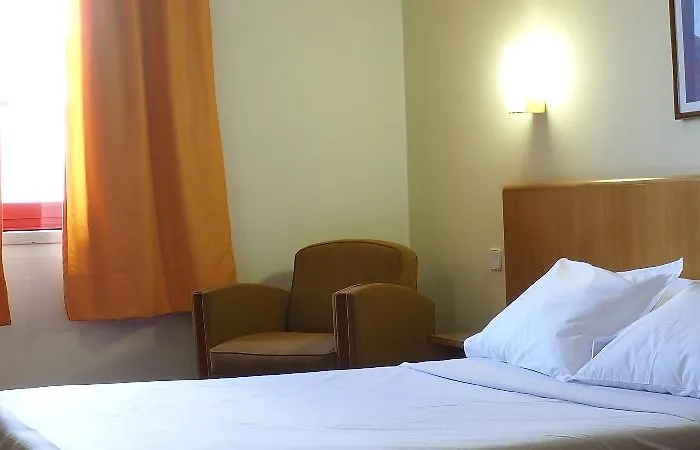 Flag Porto Maia Hotel 3*